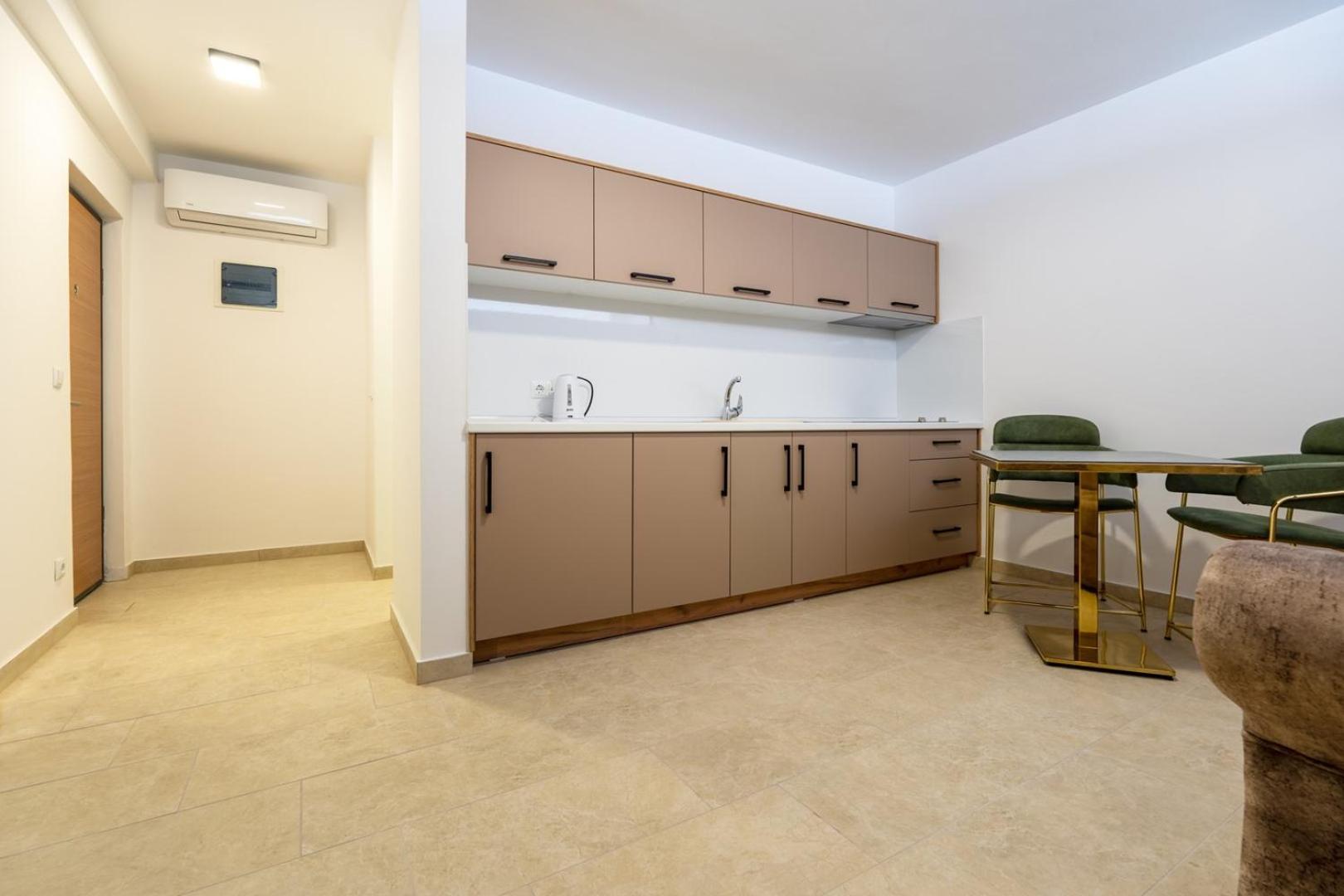 Villa Emina Sa Privatnom Plazom I Parkingom نيوم المظهر الخارجي الصورة